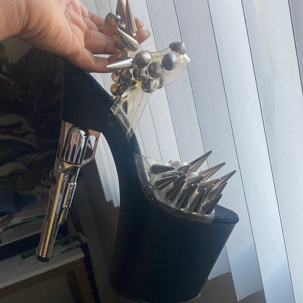 Spike platform heels - Picture 8 of 11